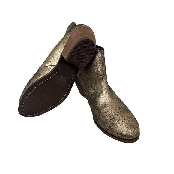 Boden Metallic Gold Leather Ankle Booties Boots Size Women's 8 (39) NWOT - Picture 3 of 7